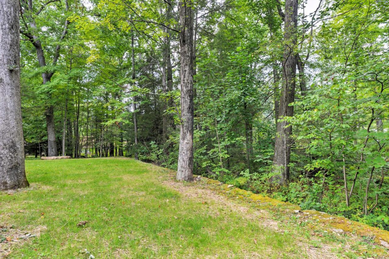 Pet-Friendly Pennsylvania Vacation Rental With Pool! Laughlintown Buitenkant foto