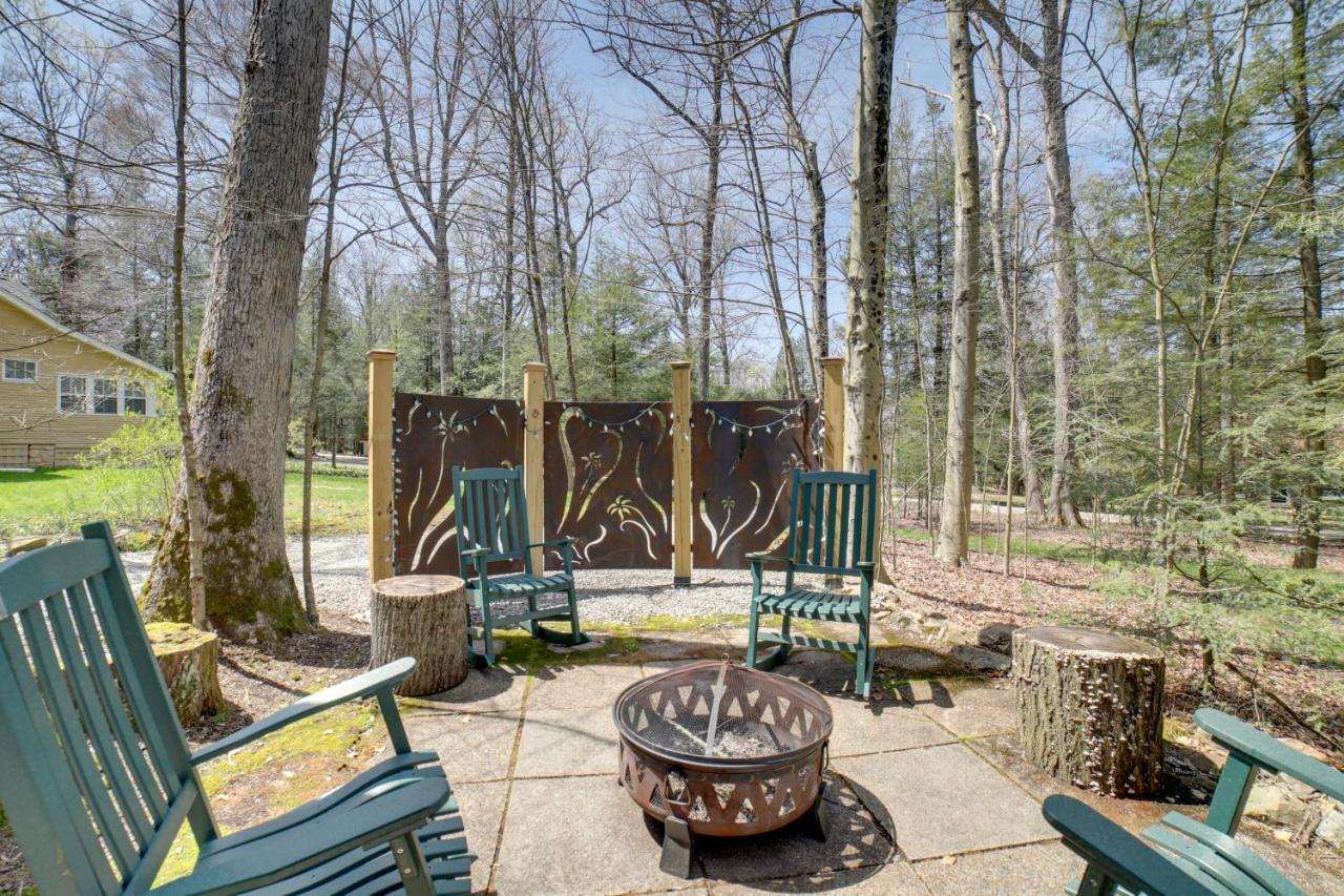 Pet-Friendly Pennsylvania Vacation Rental With Pool! Laughlintown Buitenkant foto