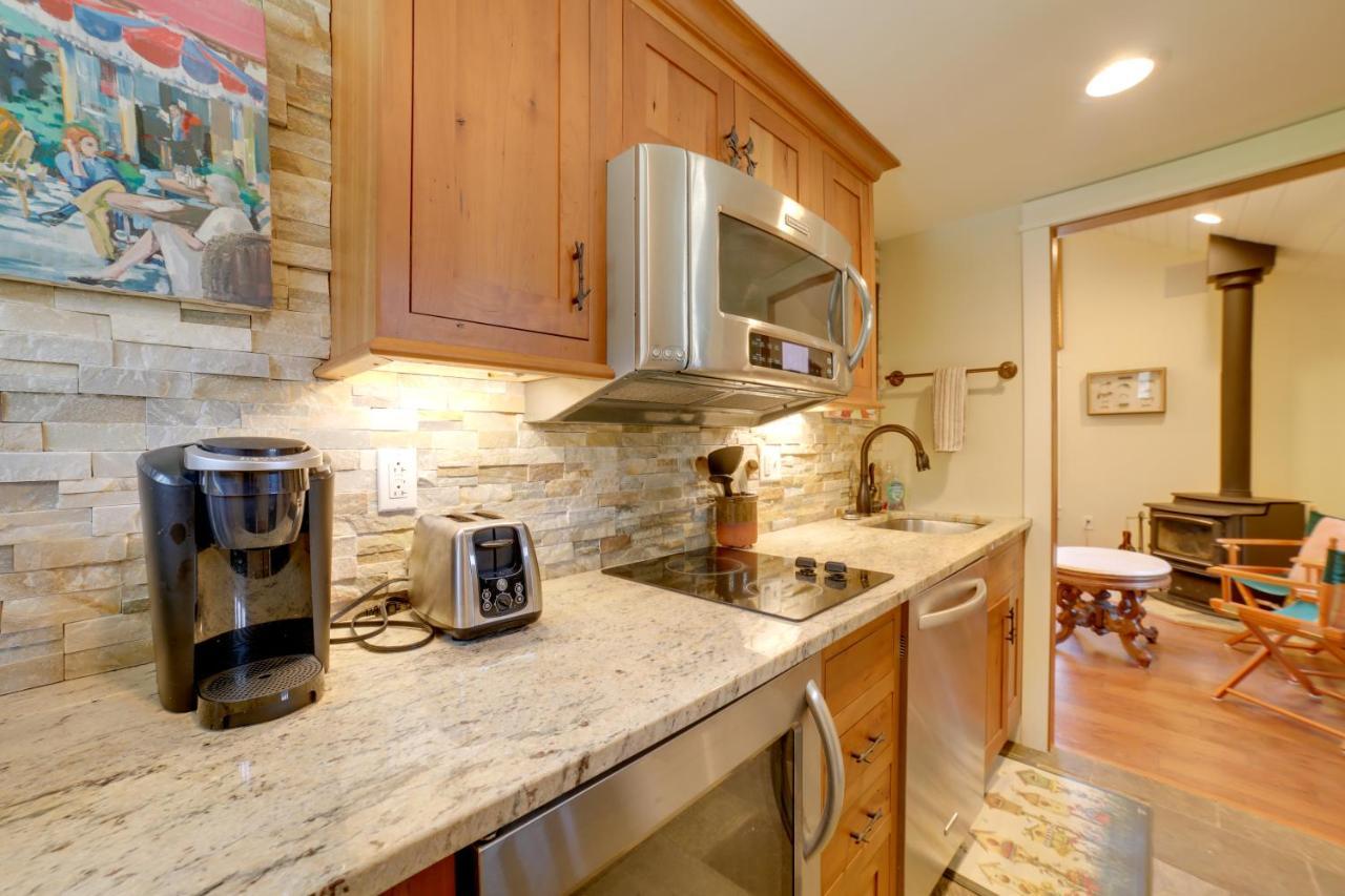 Pet-Friendly Pennsylvania Vacation Rental With Pool! Laughlintown Buitenkant foto
