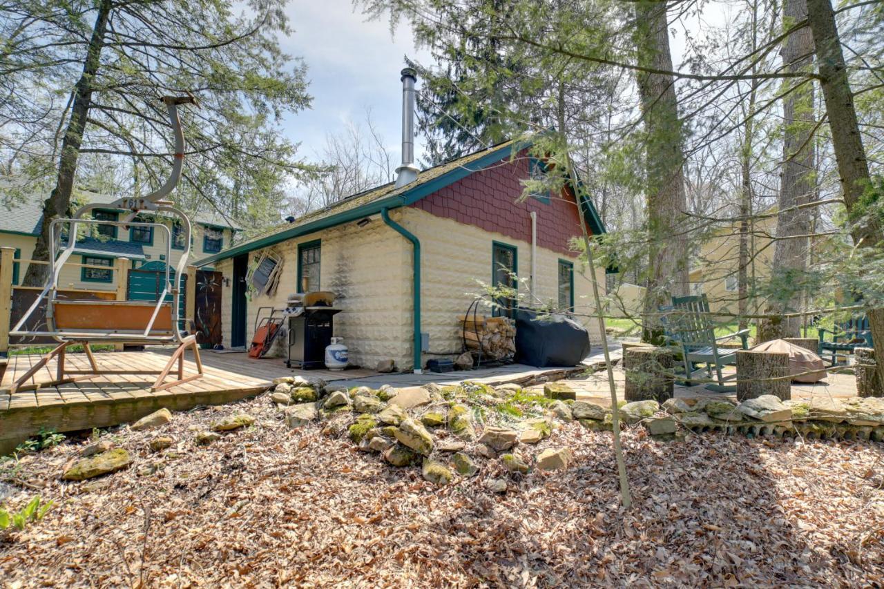 Pet-Friendly Pennsylvania Vacation Rental With Pool! Laughlintown Buitenkant foto