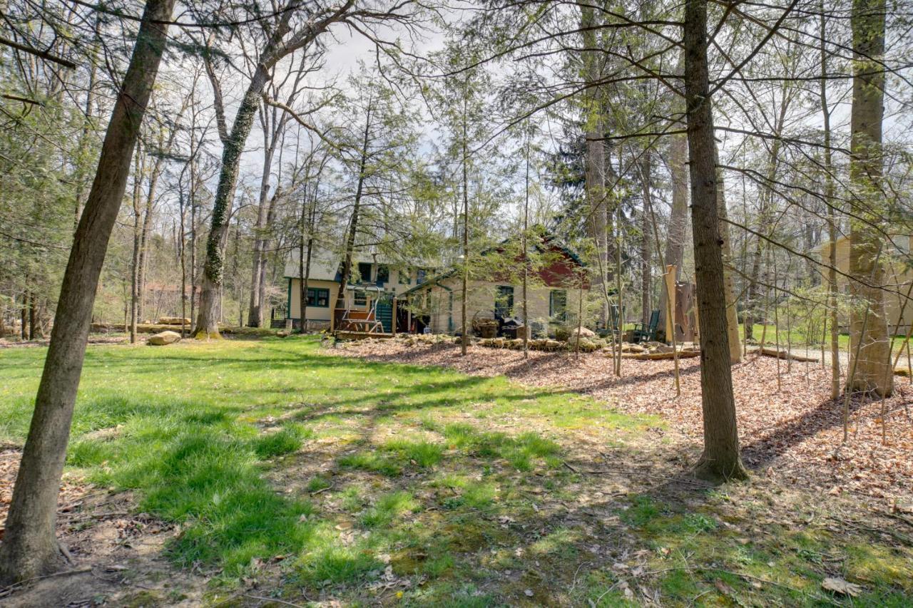Pet-Friendly Pennsylvania Vacation Rental With Pool! Laughlintown Buitenkant foto