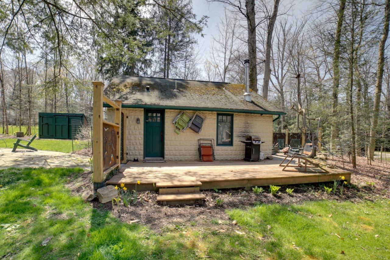 Pet-Friendly Pennsylvania Vacation Rental With Pool! Laughlintown Buitenkant foto