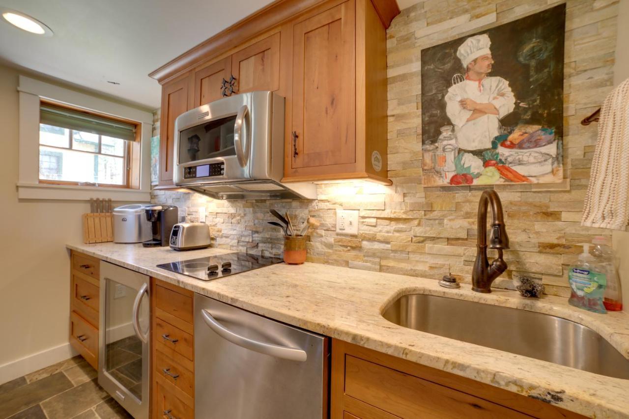 Pet-Friendly Pennsylvania Vacation Rental With Pool! Laughlintown Buitenkant foto
